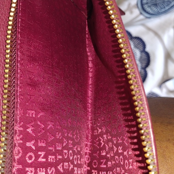 Kate Spade wristlet - Picture 5 of 8